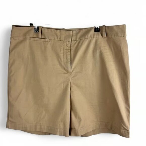Talbots Khaki Chino Shorts Size 16 Classic Minimalist Plus Size Sunmer - Picture 1 of 3